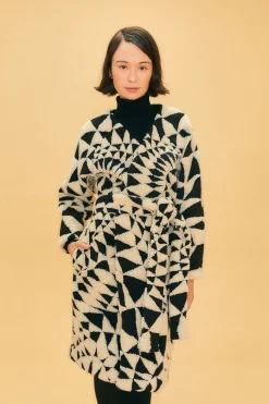 FARM Rio BLACK & WHITE HEART DECO MAXI FLEECE COAT