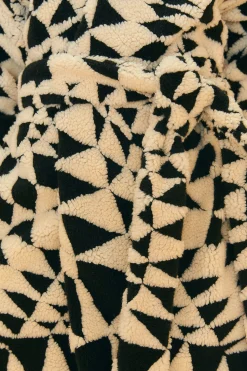FARM Rio BLACK & WHITE HEART DECO MAXI FLEECE COAT