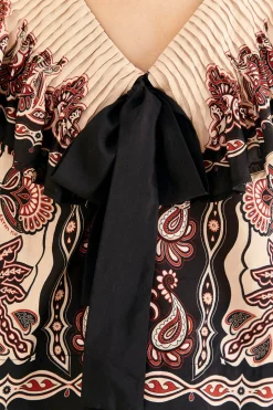 FARM Rio  BLACK &AMP; WHITE SWEET MERMAIDS BLOUSE