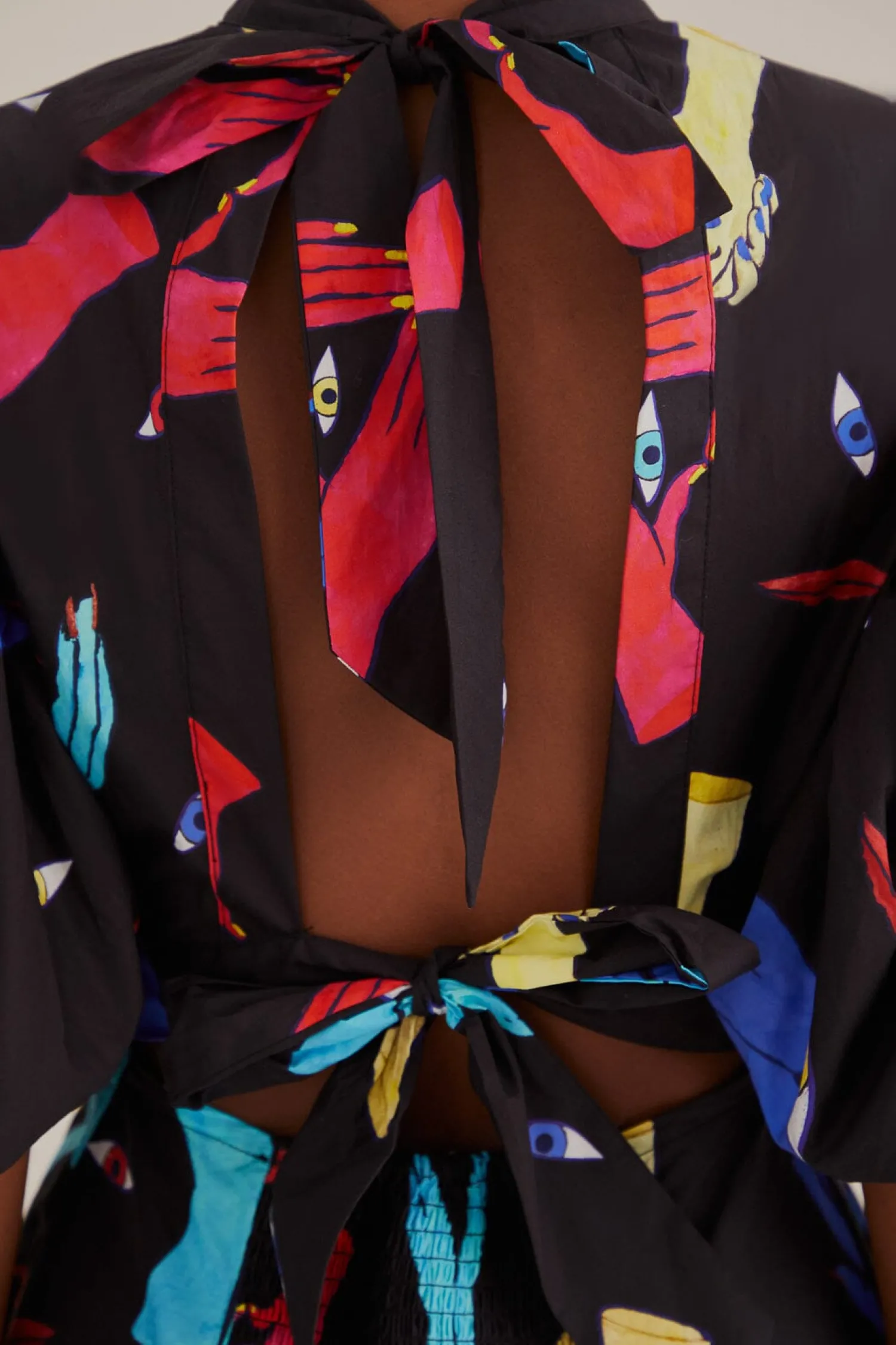 FARM Rio BLACK COLORFUL TOGETHER SHORT SLEEVE MIDI DRESS