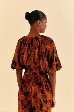 FARM Rio  BLACK GIRAFFES PUFF SLEEVE BLOUSE