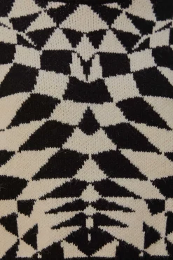 FARM Rio  BLACK HEART DECO KNIT SWEATER