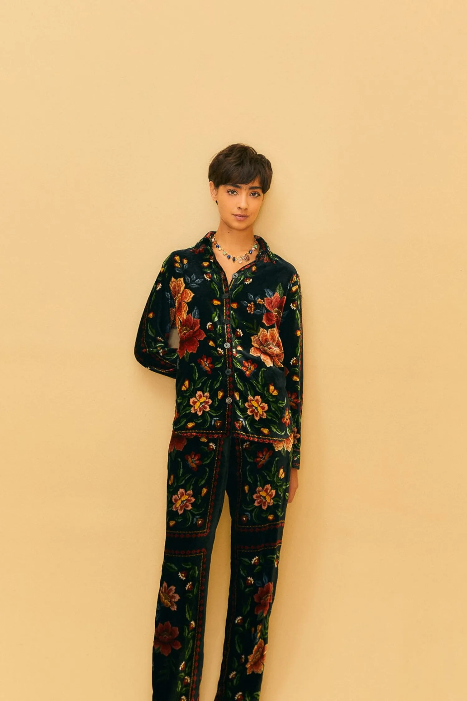 FARM Rio BLACK MACAWS GARDEN PANTS
