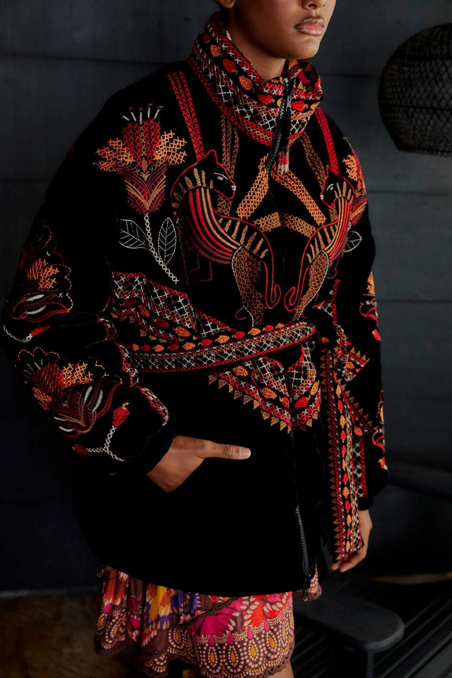FARM Rio BLACK NATURE BEAUTY EMBROIDERED PUFFER JACKET