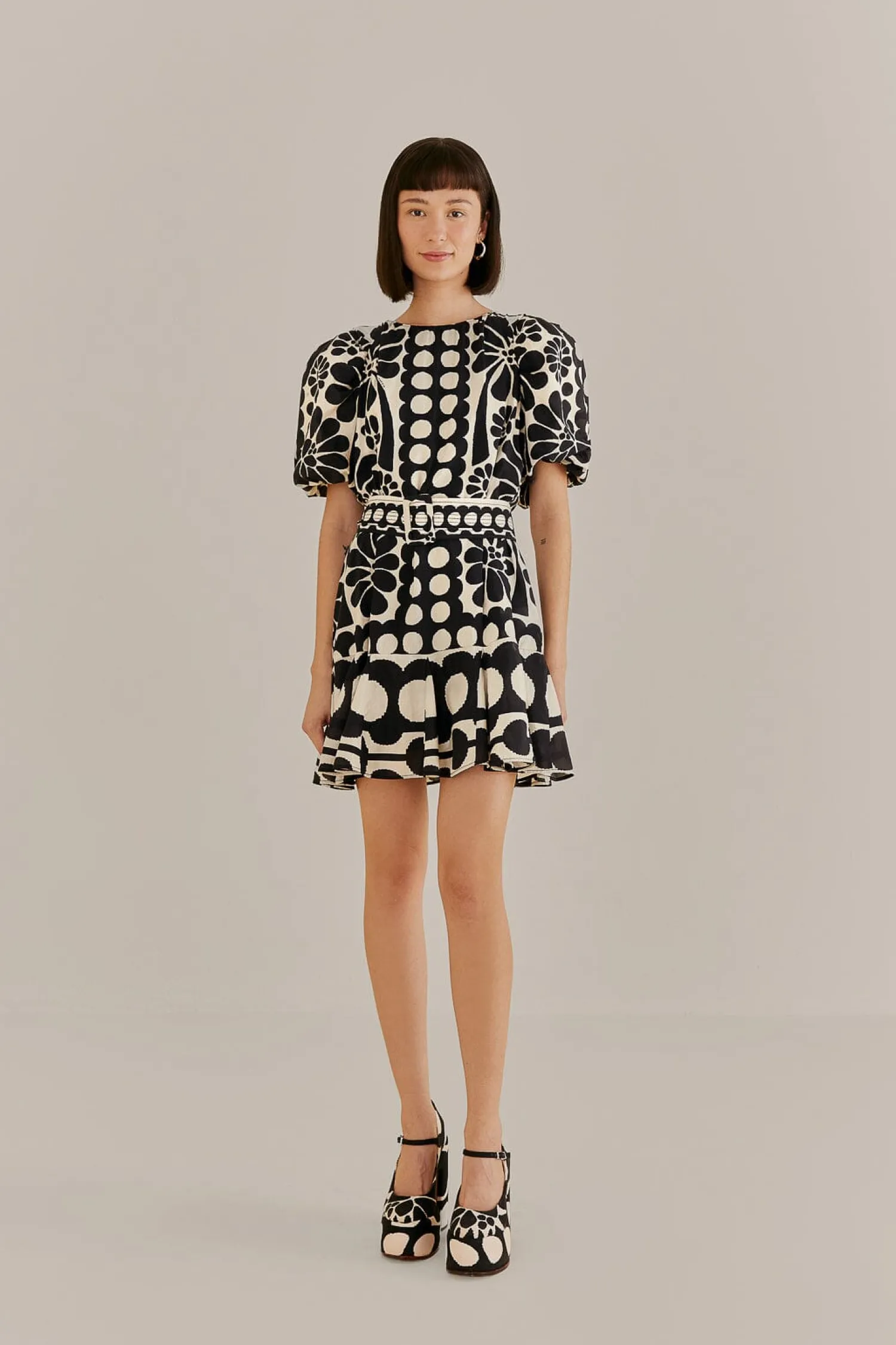 FARM Rio BLACK PALERMO PUFF SLEEVE MINI DRESS