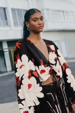 FARM Rio  BLACK PEONY LONG SLEEVE BLOUSE