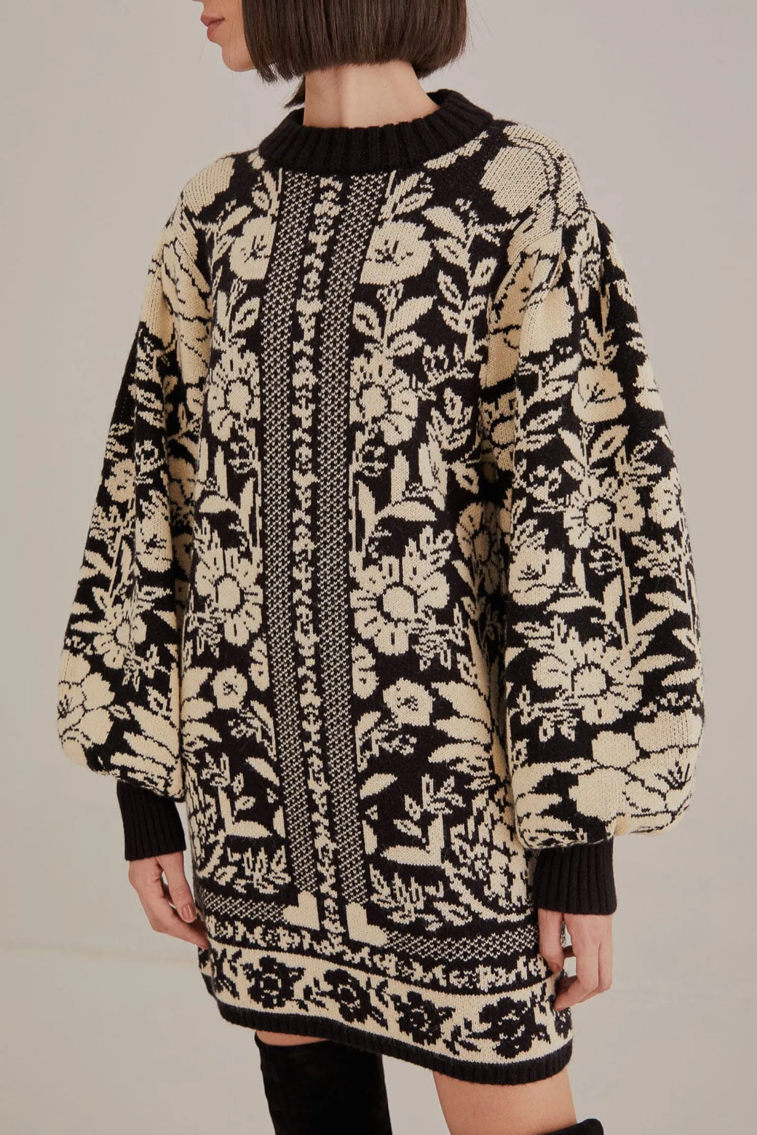 FARM Rio BLACK PINEAPPLE GARDEN MINI SWEATER DRESS