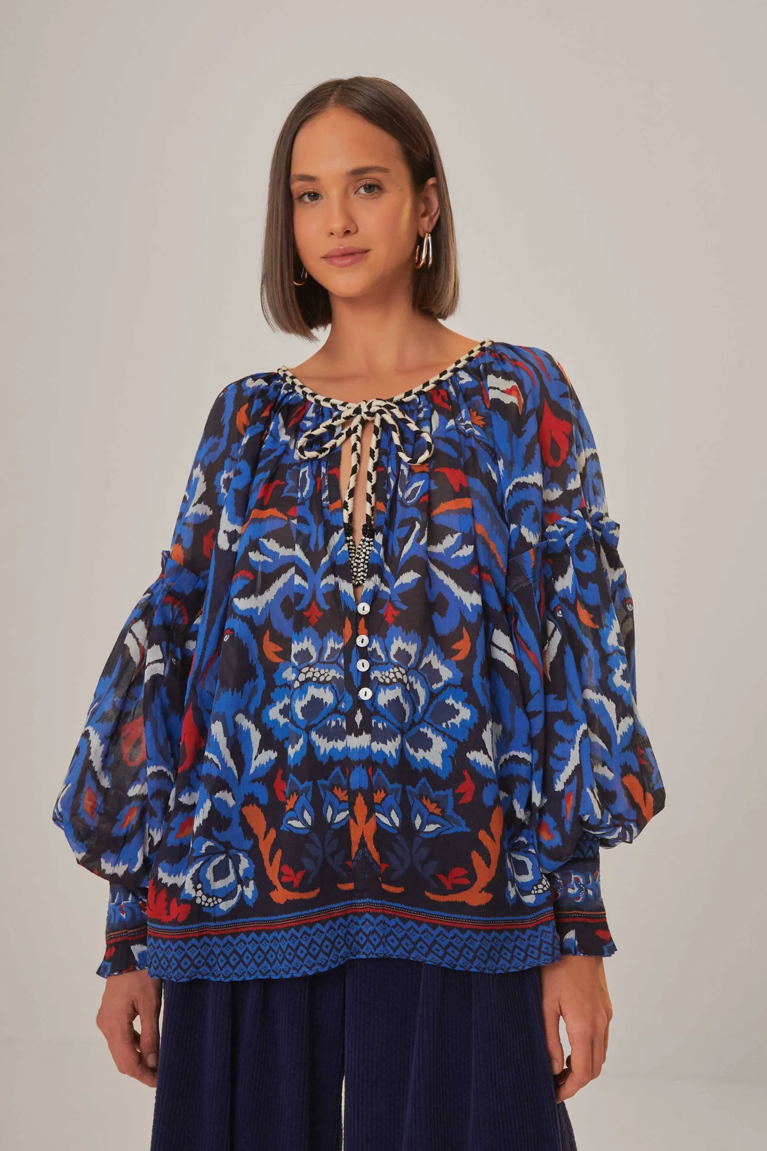 FARM Rio BLACK TOUCANS SCARF BLOUSE