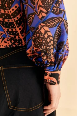 FARM Rio BLUE TROPICAL GOLD PLEATED LONG SLEEVE BLOUSE