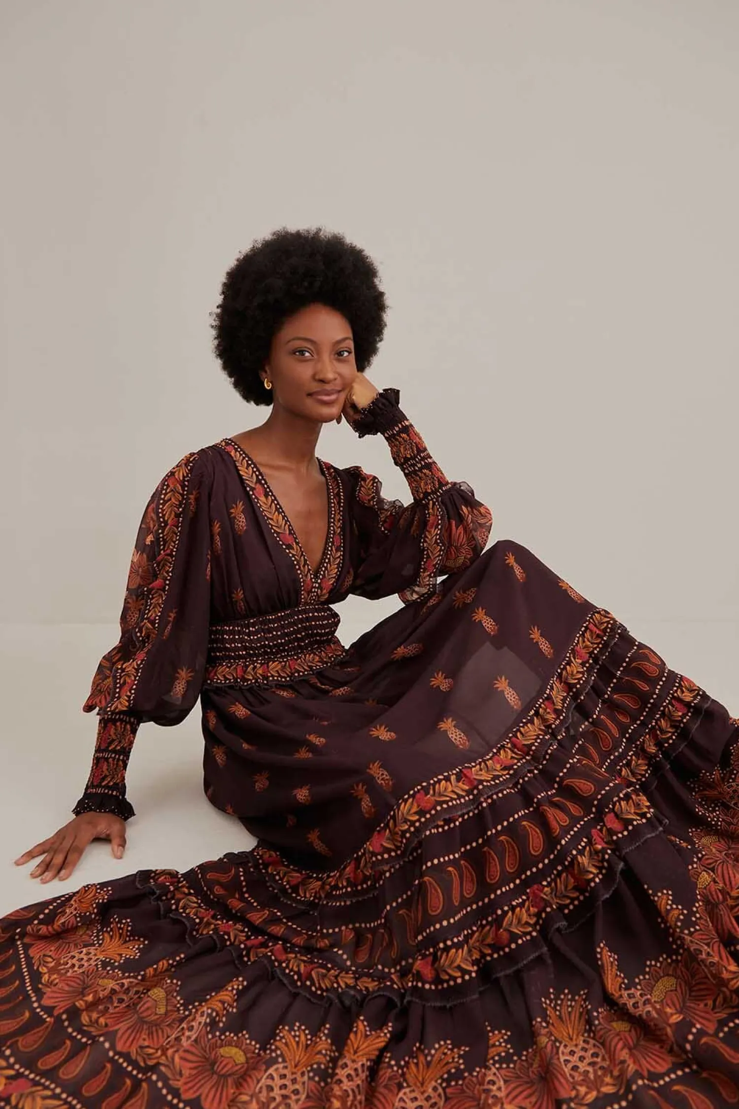 FARM Rio BROWN PAISLEY BLOOM LONG SLEEVE MAXI DRESS