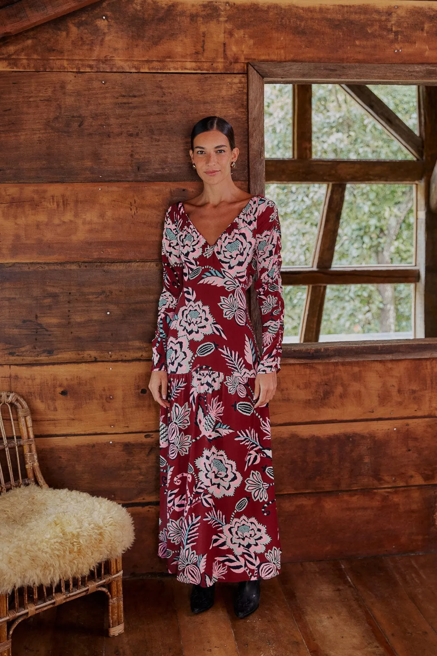 FARM Rio BURGUNDY PINEAPPLE INSPIRATION V NECK MAXI DRESS