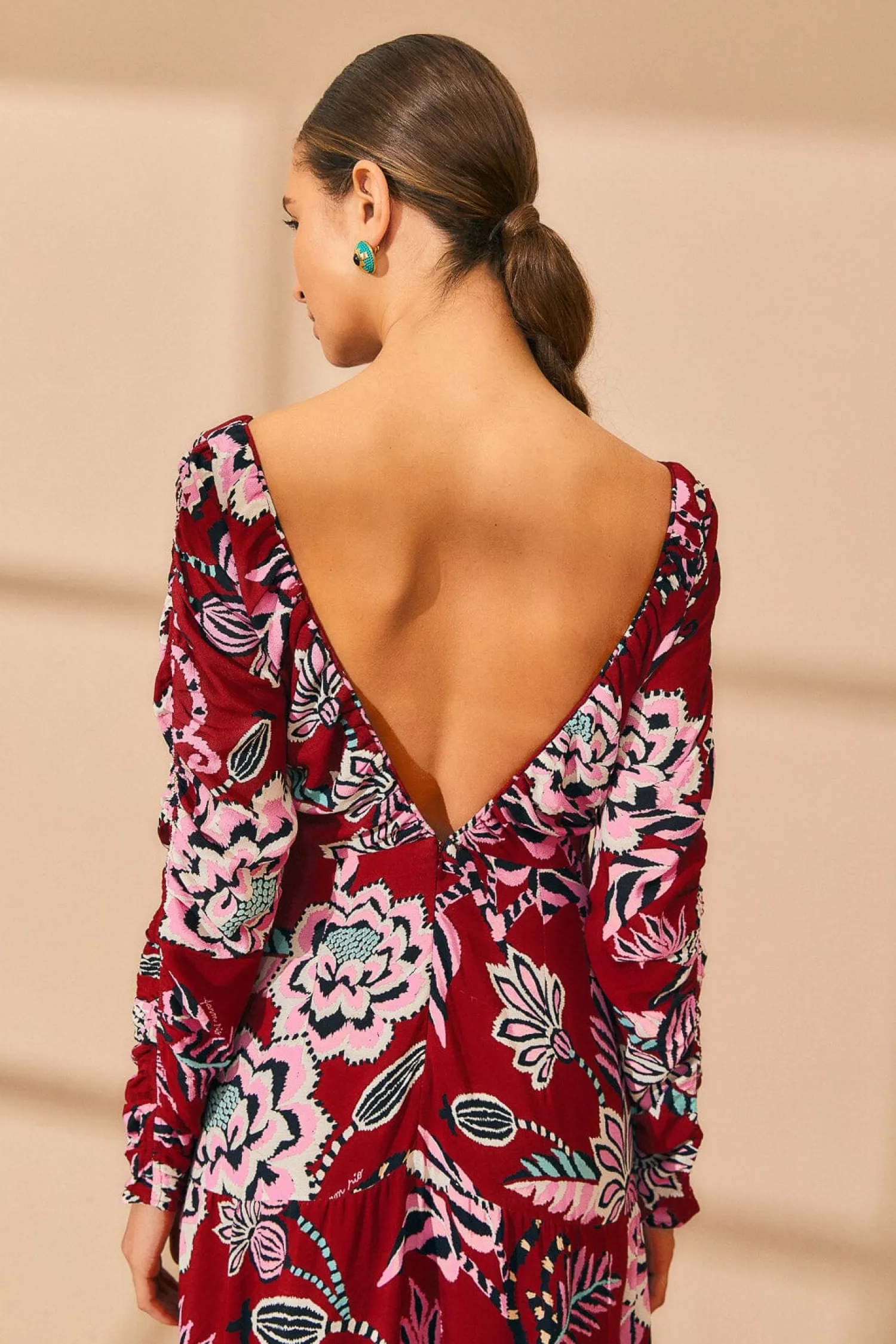 FARM Rio BURGUNDY PINEAPPLE INSPIRATION V NECK MAXI DRESS