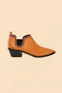 FARM Rio  CARAMEL LOW CUT BOOT