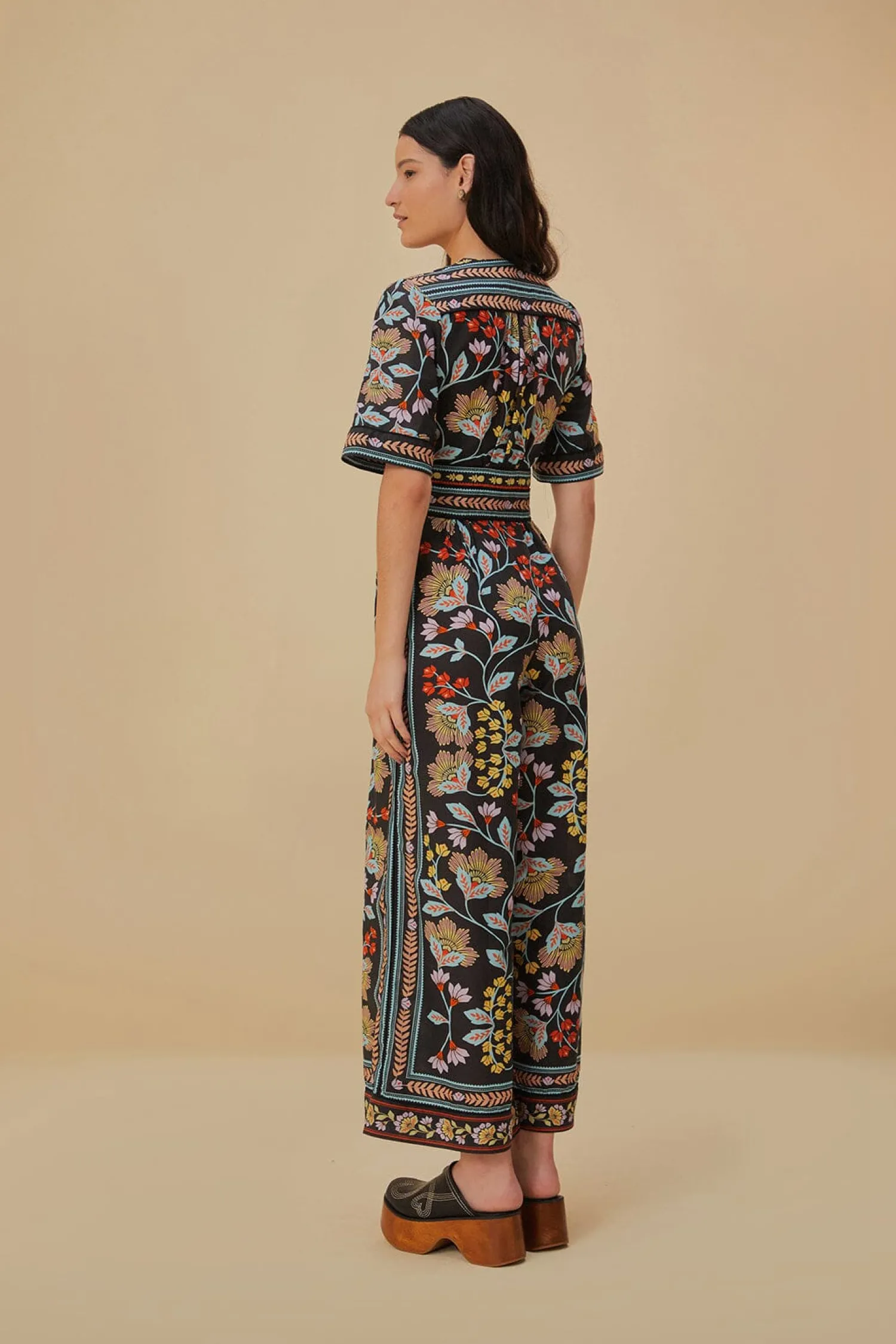 FARM Rio FLOWERY BLACK JUMPSUIT