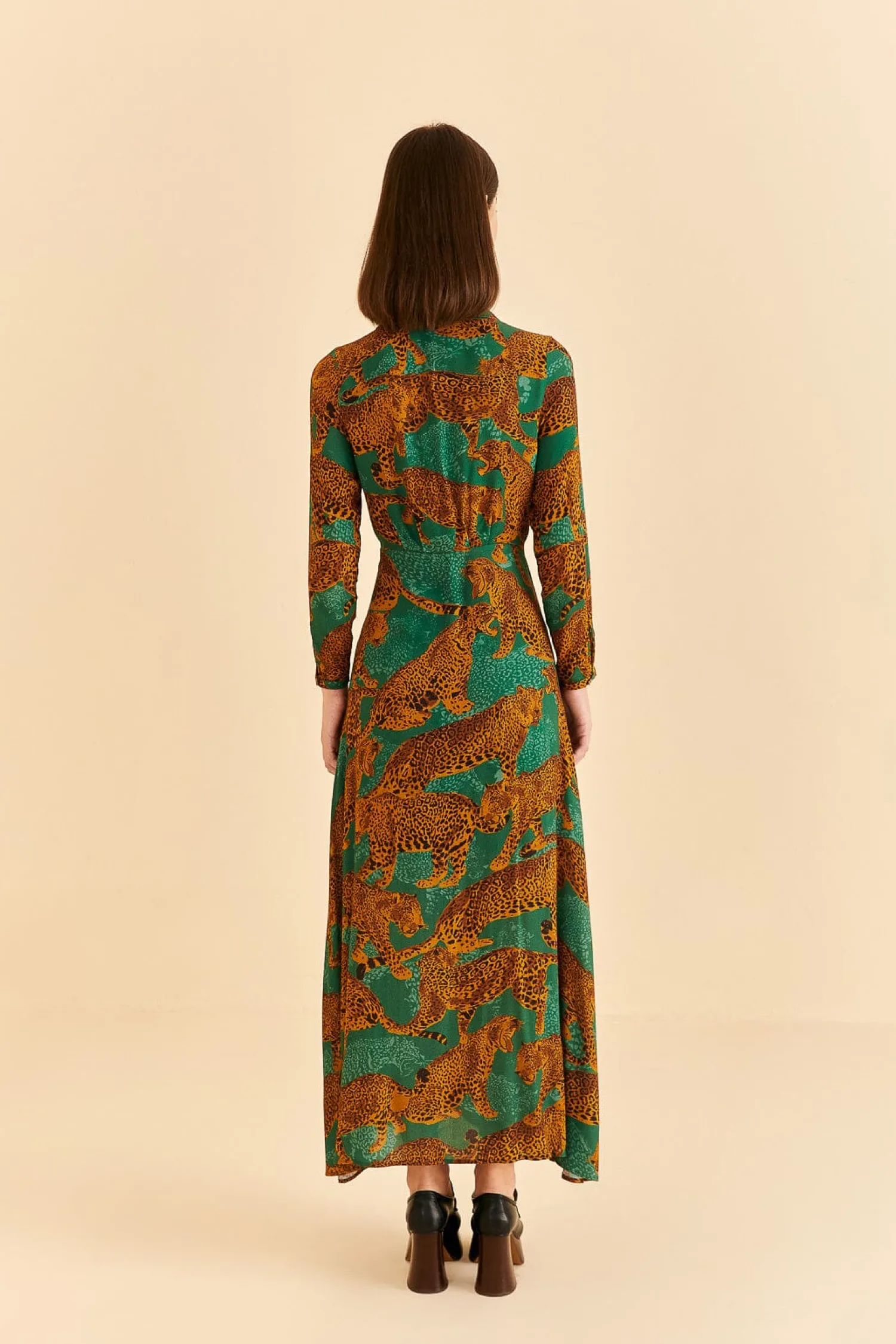 FARM Rio GREEN ARTSY LEOPARDS LONG SLEEVE MAXI DRESS