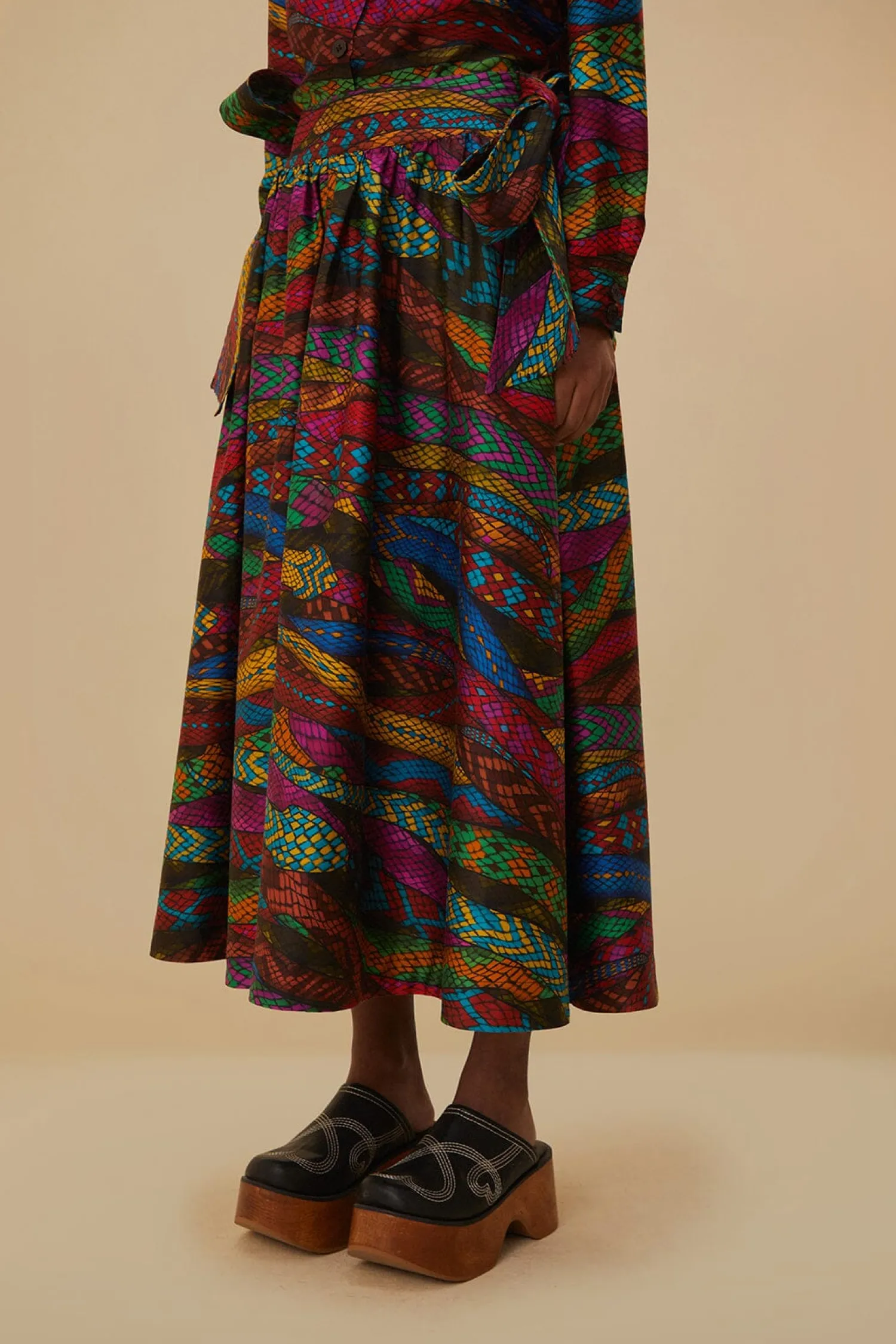 FARM Rio MULTICOLOR MIRAGE MIDI SKIRT