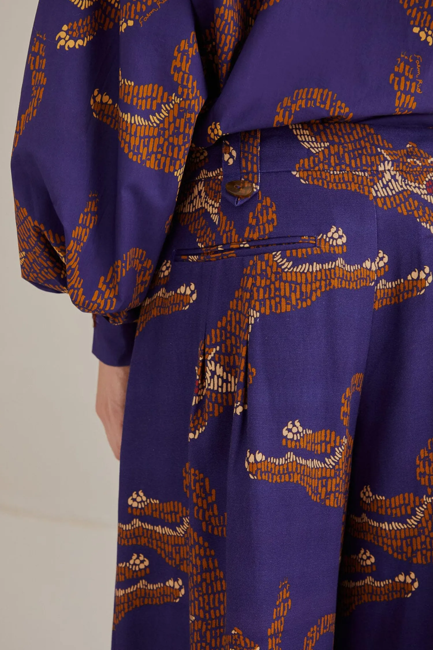 FARM Rio NAVY BLUE LEOPARDS TAILORED PANTS