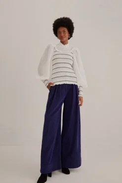 FARM Rio NAVY BLUE LOW WAISTED TAILORED PANTS