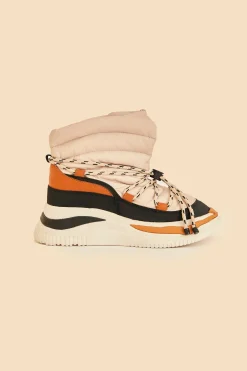 FARM Rio  OFF WHITE MATELASSE PUFFY BOOT