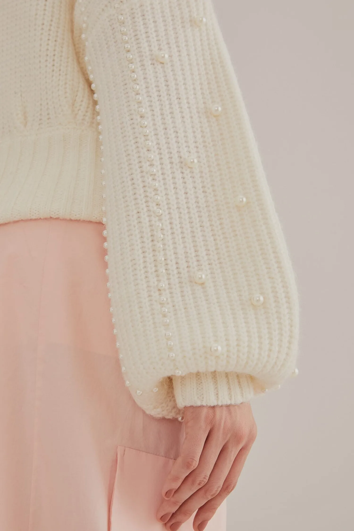 FARM Rio PEARL EMBROIDERED BUBBLE SWEATER