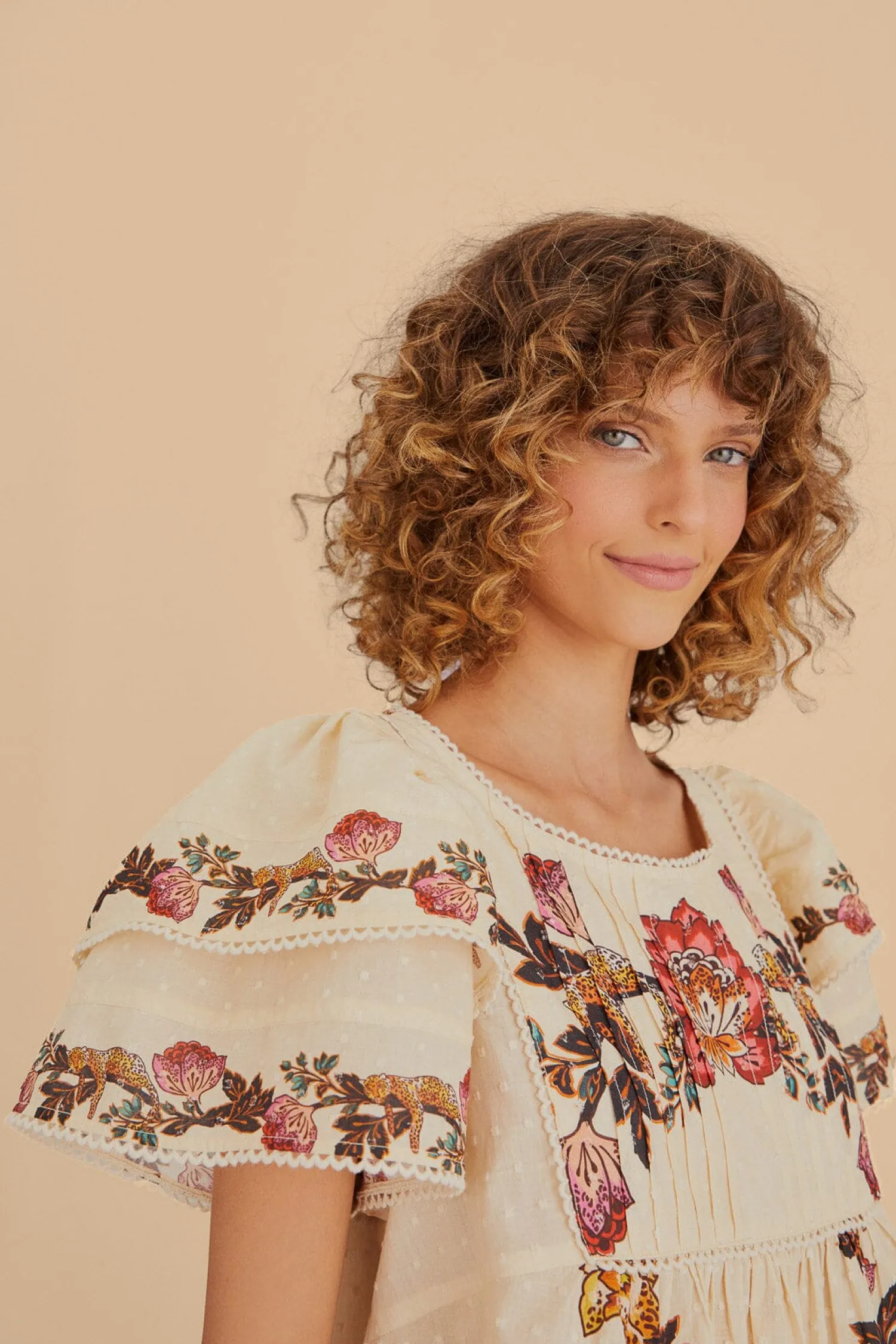 FARM Rio SAND LEOPARD FLOWERS BLOUSE