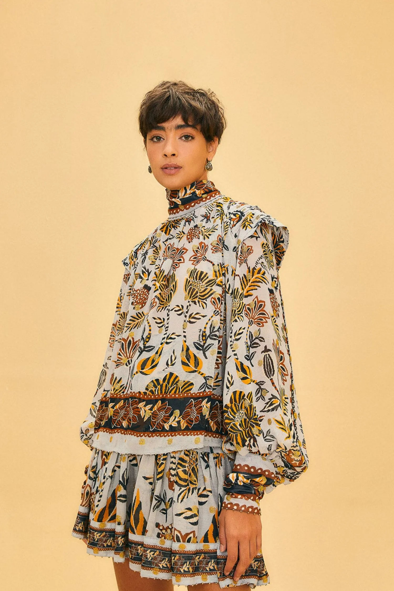 FARM Rio SILVER FLORAL TAPESTRY MINI SKIRT