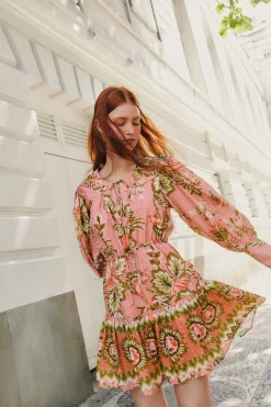 FARM Rio  SOFT PINK AURA FLORAL MINI DRESS