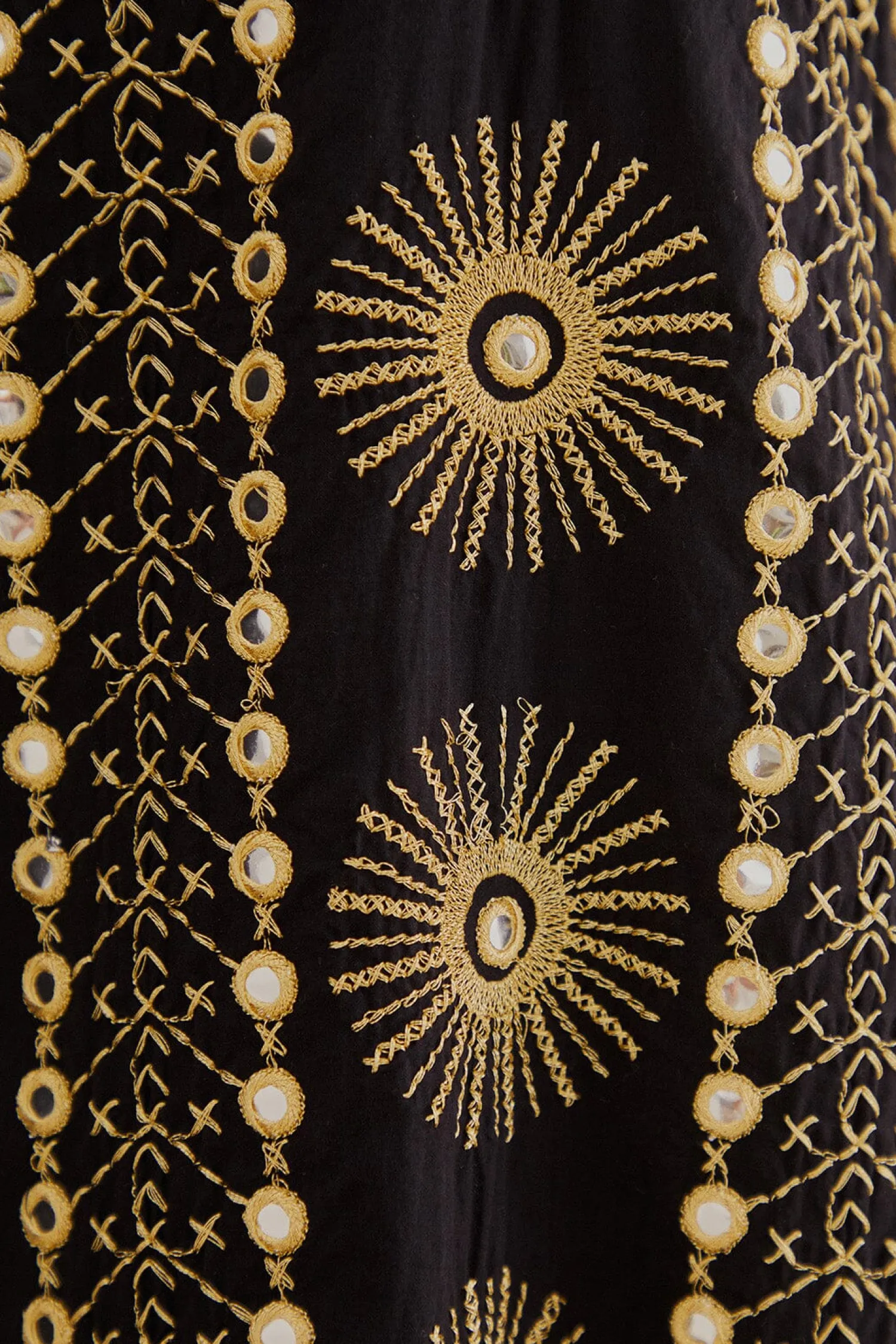 FARM Rio SUN EMBROIDERED MIDI DRESS